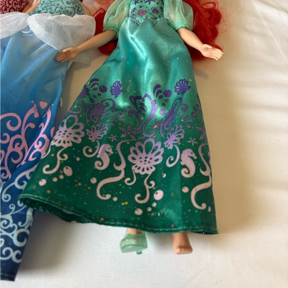 7 Disney Princess Doll Collection with Vibrant Dresses - Picture 4 of 6